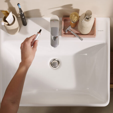 hansgrohe Vernis Blend Einhebel-Waschtischmischer 100 CoolStart mit Zugstangen-Ablaufgarnitur, Chrom, PHASEOUT